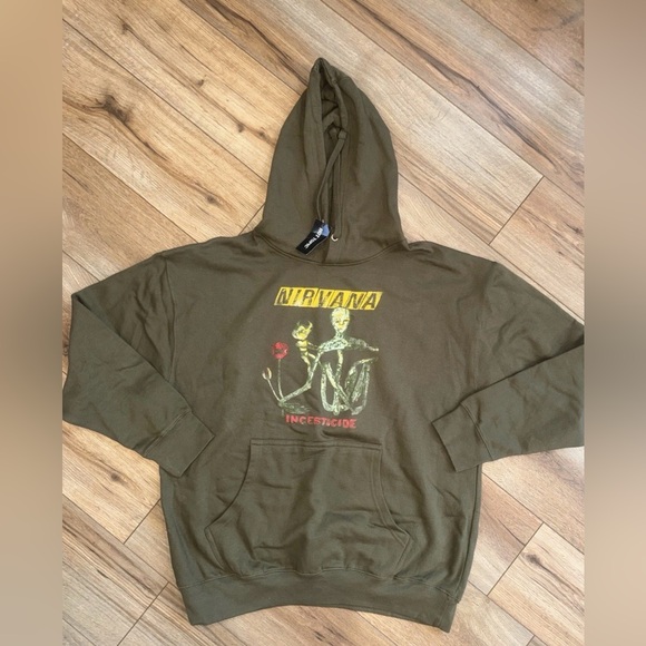 NIRVANA Other - NIRVANA INCESTICIDE MENS SHIRT GREEN Adult Hoodie  XL NWT Hot Topic Kurt Cobain
